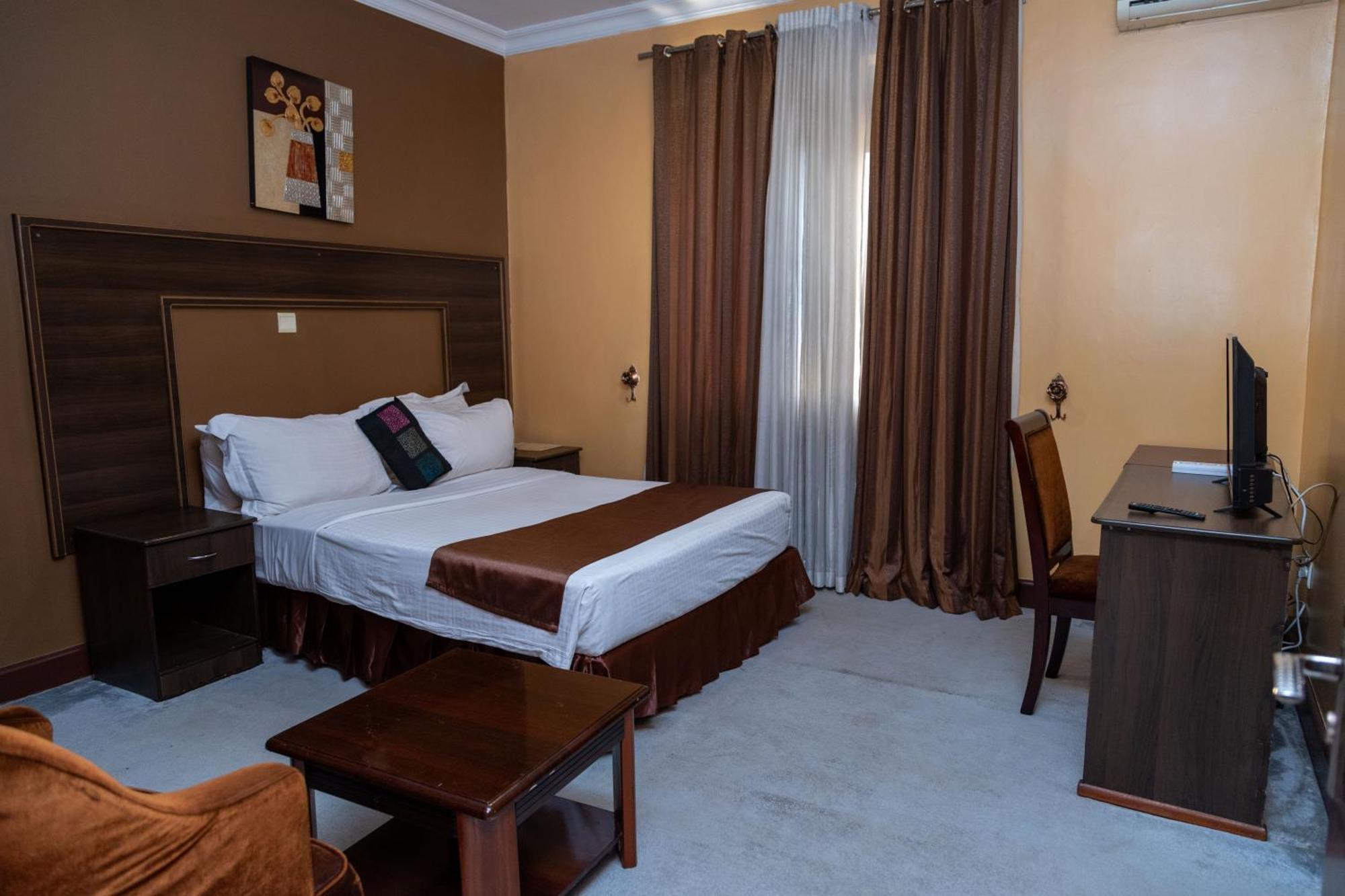 The Country Inn By Smart Haven Kigali Exterior photo